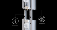 Nahaufnahme der innovativen Stromverbindung im LEDUP-System mit rahmeninternem Pogo-Pin-Mechanismus