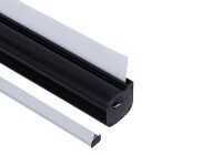 Kassettengehäuse mit Papier und Clip-Profil Schwarzes Kassettengehäuse mit herausragendem weißen Papier und Clip-Profil, Nahaufnahme