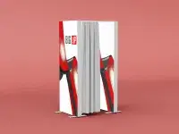 BIGUP Vorhanglösung zur Schaffung von Stauraum hinter dem Display für Messe und Präsentation