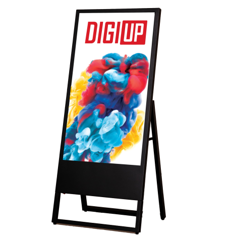 Mobiles Digital Signage Display – Aufsteller für flexible Werbung Mobiles Digital Signage Display im Hochformat mit DIGI UP Logo und farbenfrohem Motiv, als Werbeaufsteller mit Standfuß